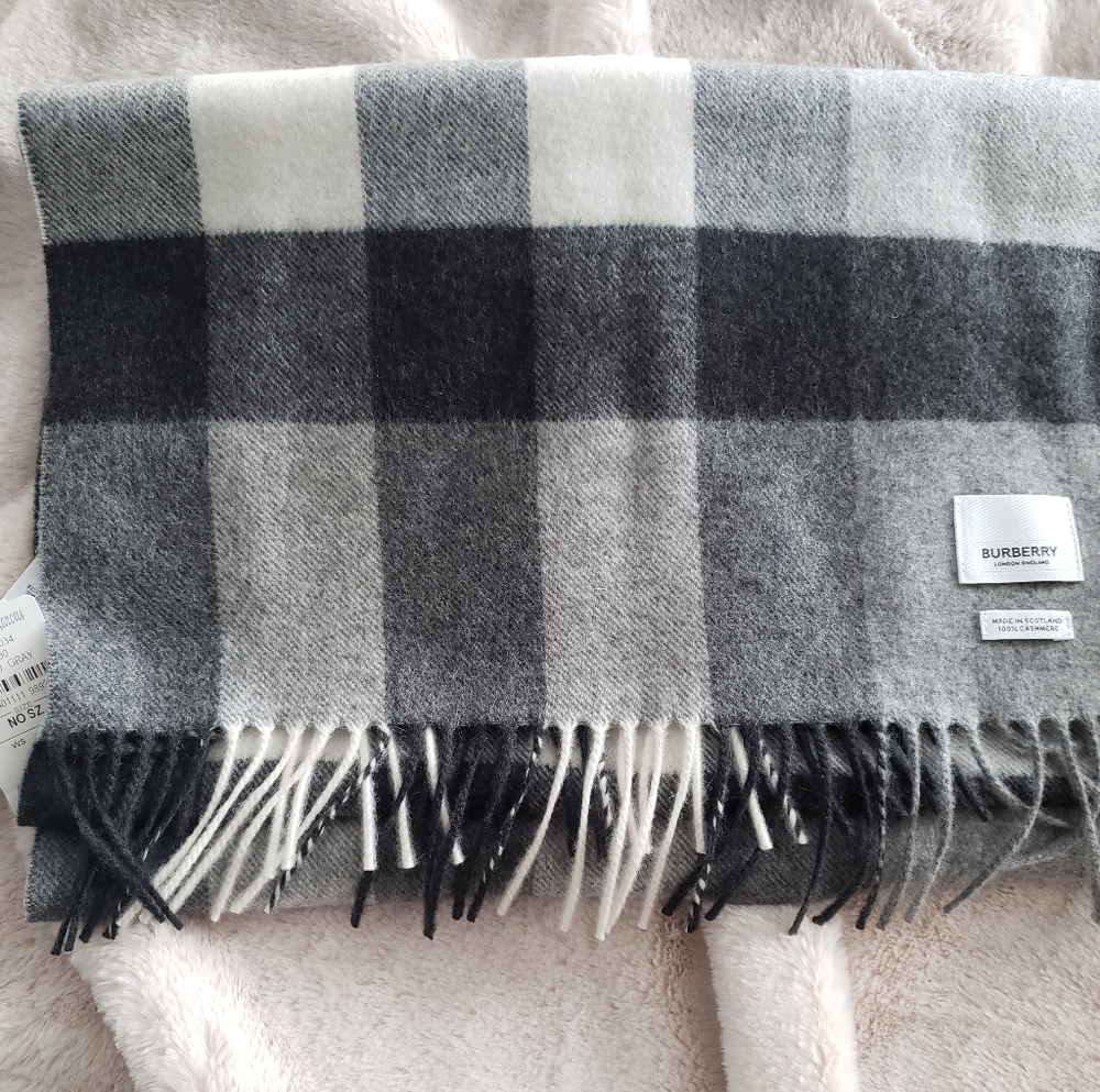 Burberry Gray 100% Cashmere Scarf